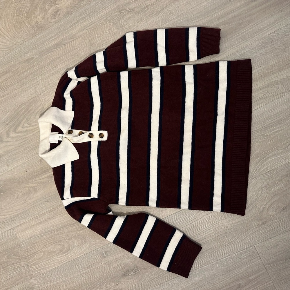 H&M Brown and White Turtleneck Sweater